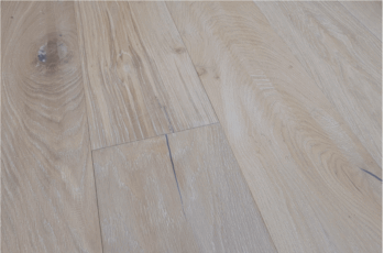 Prefinito Rovere Smoked chiaro (COMPLETO DI POSA)
